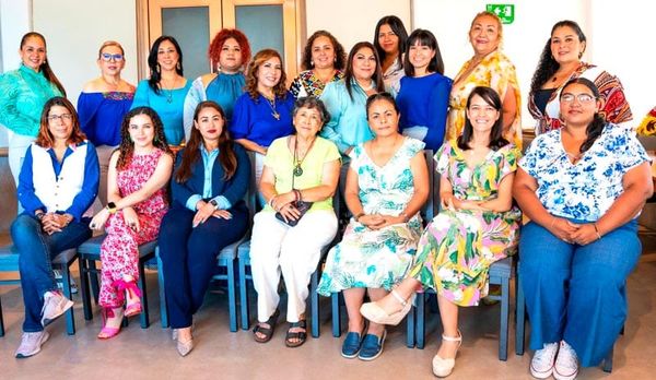 ¡CUMBRE DE MUJERES!