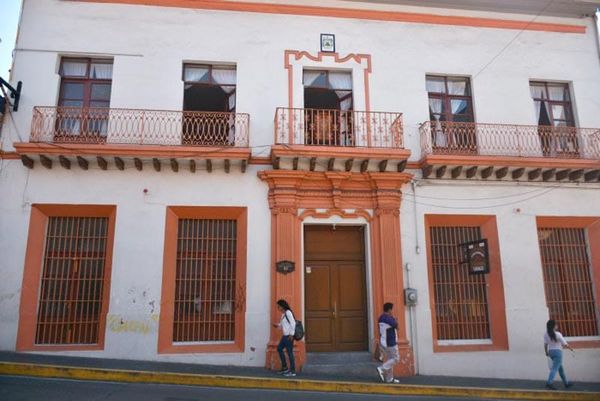 ¡EXIGEN SU REINSTALACIÓN! - *Ex trabajadores del Asilo Sayago denuncian maltrato a adultos mayores