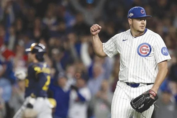 ¡DA CHICAGO SEÑALES DE VIDA ANTE MILWAUKEE!