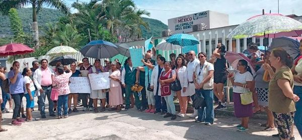 ¡NO QUIEREN QUE SE VAYAN! - *Las doctoras cubanas de Jalcomulco