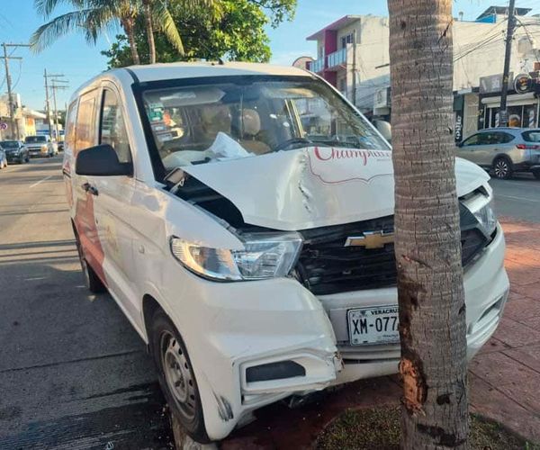 ¡MINI CARAMBOLA EN COSTA VERDE!