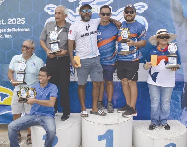 ¡SIRENAS Y TRITONES DE LUJO! - EN EL 55 FESTIVAL ACUARIO