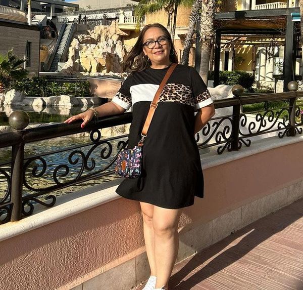 FELIZ CUMPLEAÑOS CLAUDIA