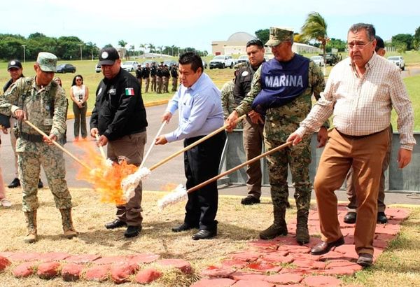 ¡GONZALO CERRÓ SU CICLO QUEMANDO DROGA!