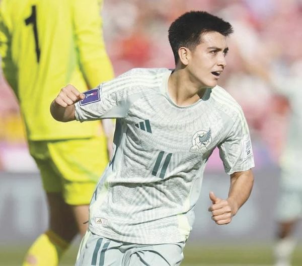 ¡MÉXICO EMPATA CON ESPAÑA 2-2 Y SE COMPLICA!