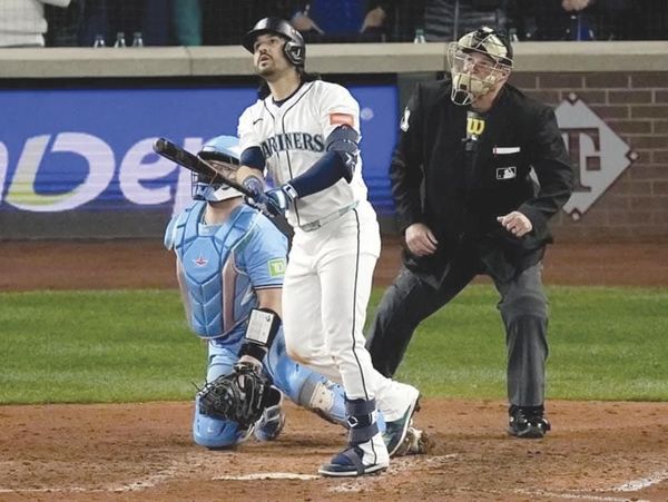 ¡SEATTLE SE PRENDE Y ESTÁN A UNO DE LA SERIE MUNDIAL!