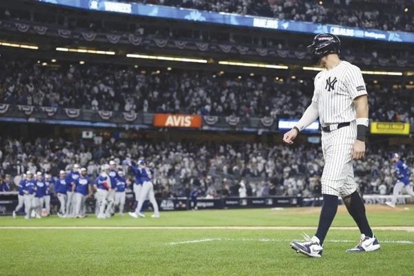 ¡YANKEES NO PUDO, TORONTO VA A SERIE DE CAMPEONATO!