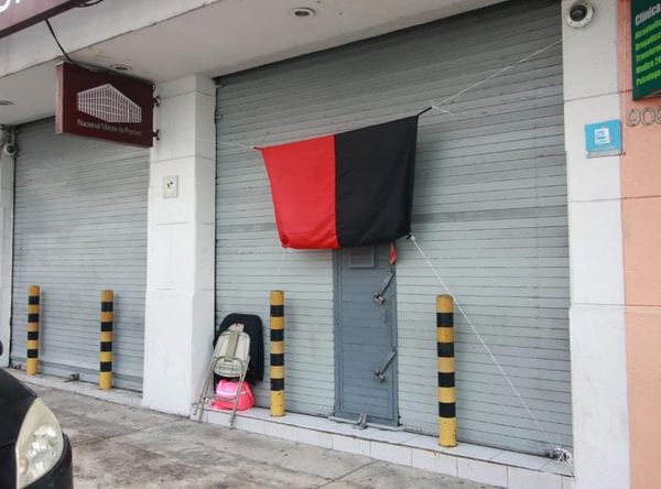 ¡HUELGA EN EL MONTE! - TRABAJADORES DE EMPEÑO