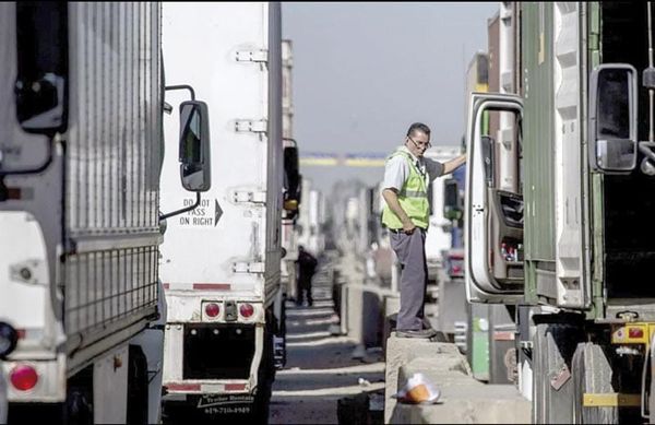 ¡INCERTIDUMBRE Y PREOCUPACIÓN DE LA INICIATIVA PRIVADA!