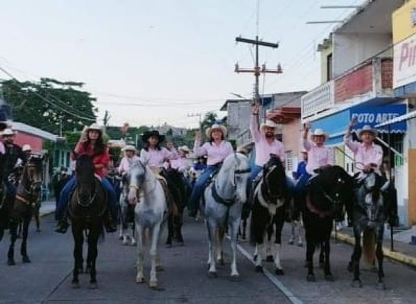 ¡SUSPENDEN CABALGATA EN ALVARADO!