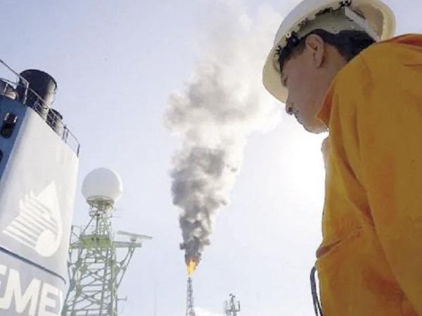 ¡APRUEBAN AUMENTO DE 4.5% EN SALARIO DE TRABAJADORES SINDICALIZADOS DE PEMEX!