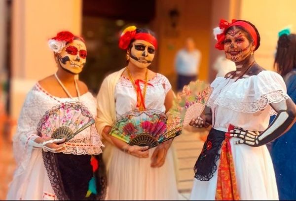 ¡PASARELA DE CATRINAS!