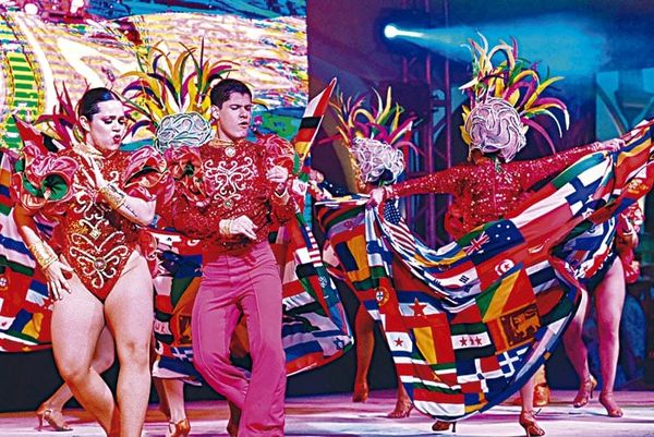 ¡“RUMBATA CON CAUSA”! - Y CIERRAN CONVOCATORIAS PARA CORTE REAL