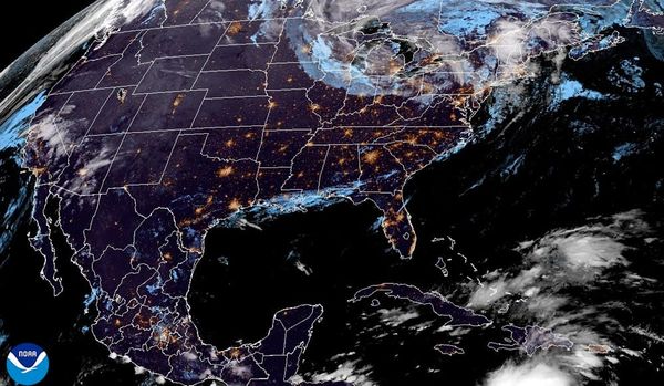 ¡"MELISSA" VA HACIA ANTILLAS MAYORES! - *LLUEVE, SE ABOCHORNA Y "NORTECITO"... EN ESE ORDEN