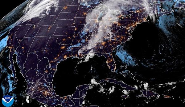¡SE CUELA FRENTECITO AL GOLFO DE MÉXICO! - *Y TRAE "NORTECITO", LLUVIAS Y DOS RAYOS.