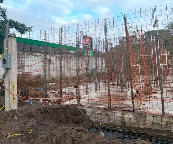 ¡VIVIENDAS DEL BIENESTAR JUNTO A GASOLINERA! - *Pero éstas costarán más de 600 mil