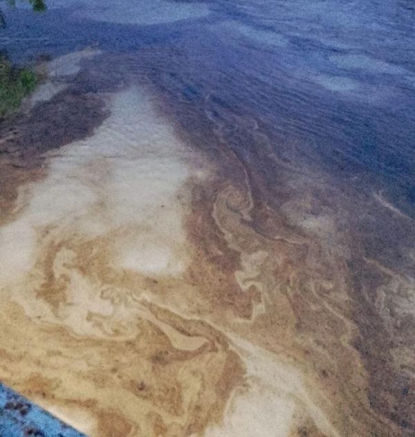 ¡SALE PETRÓLEO POR LA LLAVE! - *Suspenden servicio de agua potable en Poza Rica por contaminación por hidrocarburo