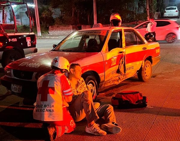 ¡CHOCAN TAXI Y MOTOCICLETA EN LA RESERVA TARIMOYA!