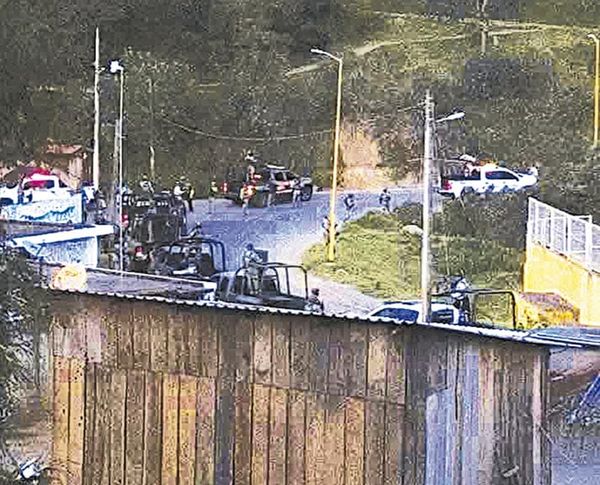 ¡ABATEN A 5 CRIMINALES! - LA BALACERA SUCEDIÓ EN LOS LÍMITES DE PUEBLA Y VERACRUZ