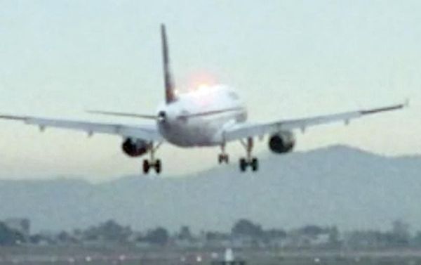 ¡EU AFIRMA QUE CERRARÍA SU ESPACIO AÉREO SI SE VOLVIERA INSEGURO POR EL CIERRE GUBERNAMENTAL!