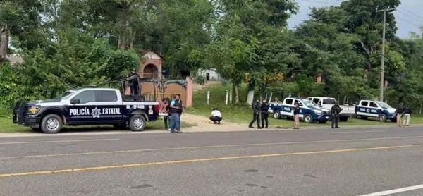 ¡TIROTEAN LA CASA DEL ALCALDE ELECTO DE MC! - DE JÁLTIPAN