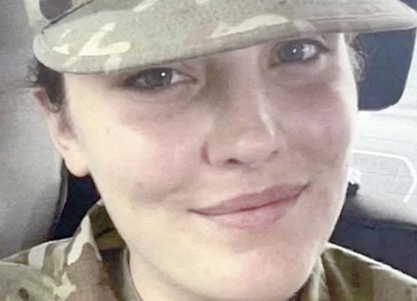 ¡TRUMP REPORTA MUERTE DE SARAH BECKSTROM!