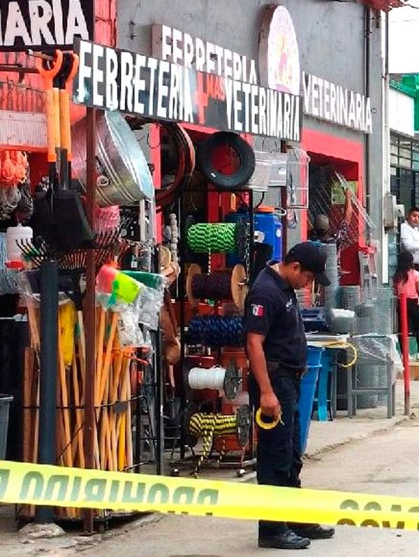¡ATACAN A BALAZOS A FERRETERÍA EN EL CENTRO DE TEMPOAL!
