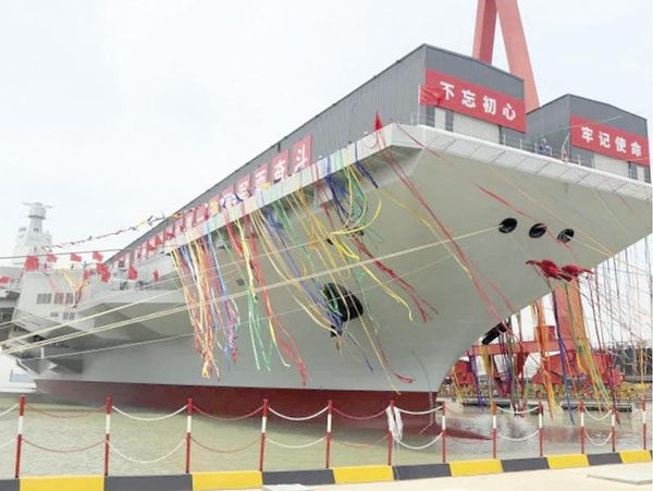 ¡CHINA MUESTRA SU "MÚSCULO" NAVAL CON EL NUEVO PORTAAVIONES FUJIAN!