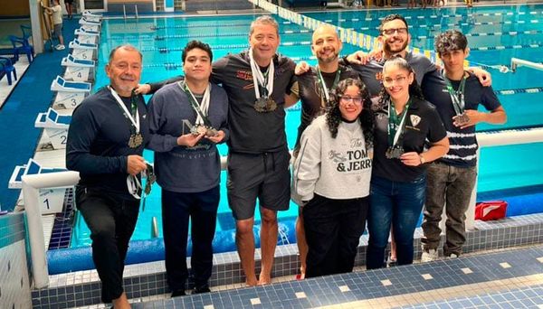 ¡TEAM MÁSTER VERACRUZ BRILLA EN TORNEO NELSON VARGAS DE NATACIÓN!