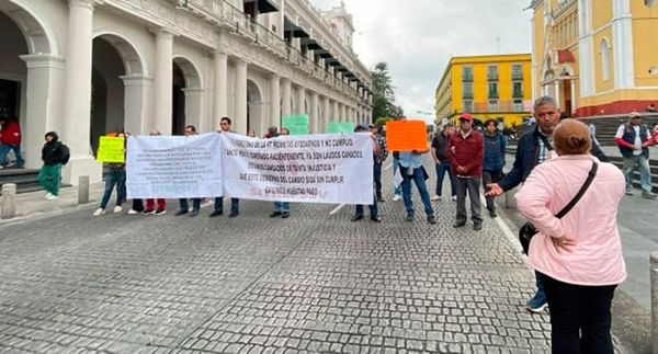 ¡NUEVE AÑOS DE PROTESTAS! - EX TRABAJADORES DEL SEGURO POPULAR
