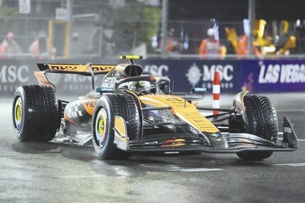 ¡SE REPONE NORRIS Y TOMA LA POLE POSITION EN LAS VEGAS!