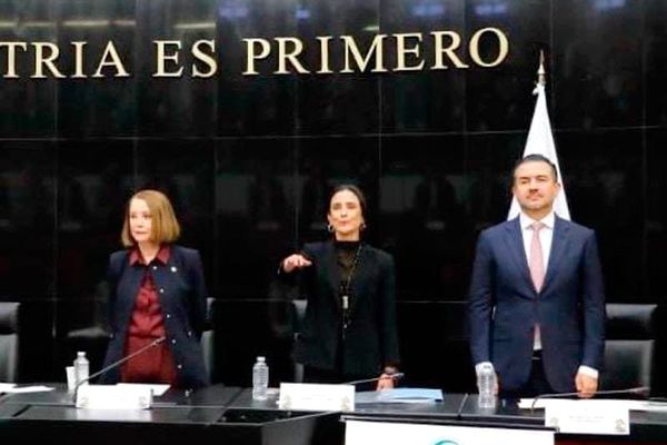 ¡CHIQUI-YUNES RECIBE EN EL SENADO A LA SECRETARIA DE ENERGÍA!