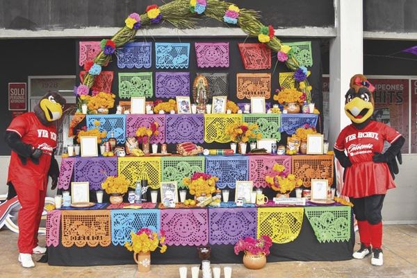 ¡EL ÁGUILA RINDE ALTAR A LEYENDAS EN DÍA DE MUERTOS!