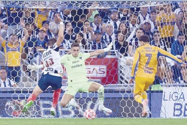 ¡QUEDAN MANO A MANO EN EL CLÁSICO REGIO!