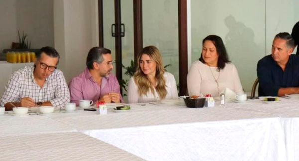 ¡MARYJOSE BUSCA FUSIONAR ÁREAS DEL AYUNTAMIENTO!