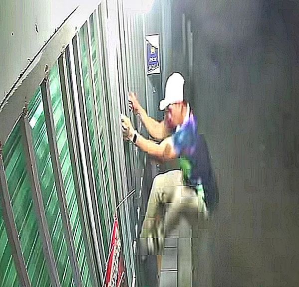 ¡VECINOS DE LOMAS 4 ALERTAN POR “JAULERO”!