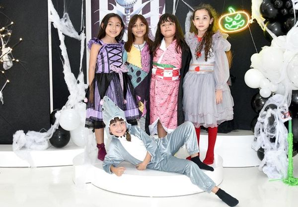 FELIZ HALLOWEEN