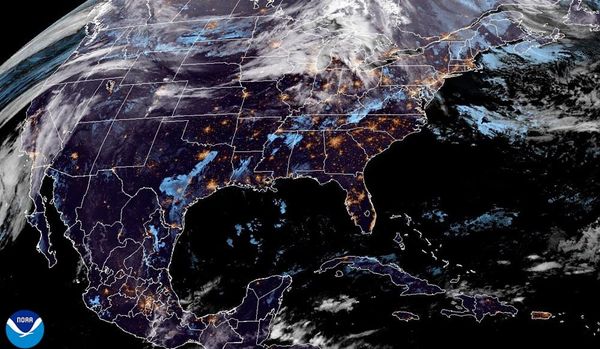 ¡TRES NUBES Y 28 GRADOS, SOPLANDO DEL ESTE! - *EL VIERNES 21 OTRO FRENTE  EN EL GOLFO DE MÉXICO.