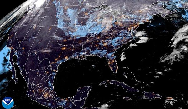 ¡VIENE FUERTE CON RACHAS VIOLENTAS! - *MAÑANA BAJARÁ TANTITO LA TEMPERATURA CON LLUVIA.