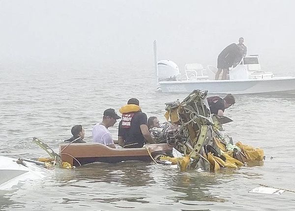 ¡FEDERICO DE 2 AÑOS VIAJABA EN EL AVIÓN DE LA MARINA QUE SE ACCIDENTÓ EN TEXAS!