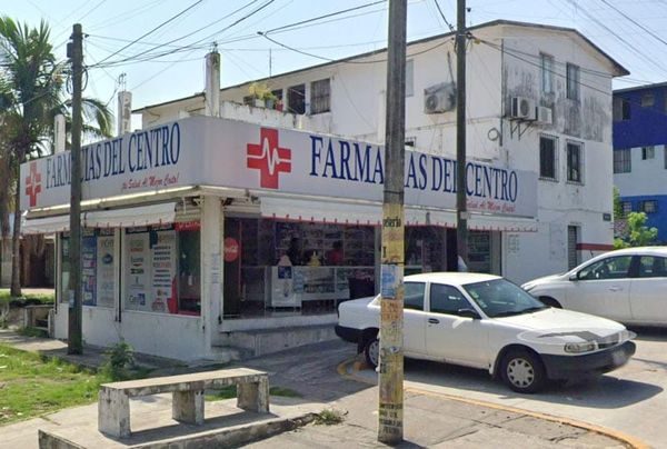 ¡ROBAN 54 MIL PESOS EN ASALTO A FARMACIA!