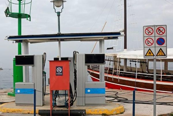 ¡PROYECTO PETRONOUS A ASEA! - *Es una estación de servicio marina