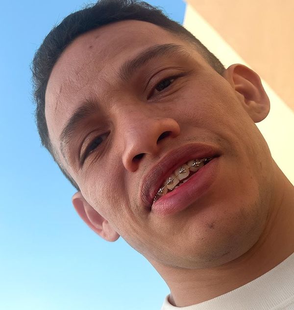 ¡“PERDONAN” A LAZY BOY!