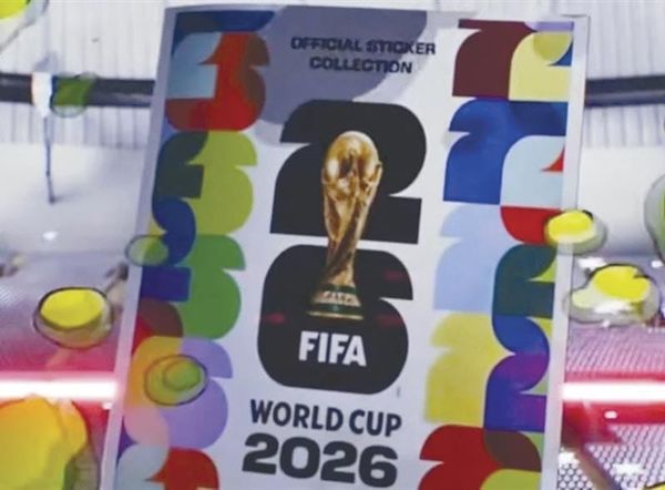 ¡DAN A CONOCER PORTADA DEL ÁLBUM MUNDIALISTA PARA EU Y CANADÁ!