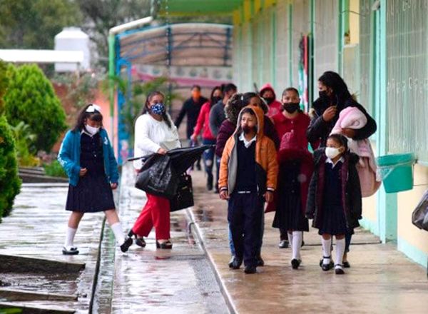 ¡MUEVEN HORARIO DE INVIERNO EN ESCUELAS!
