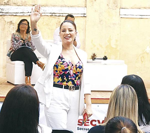 ¡LES ECHÓ LA MANO A 10 MIL JAROCHOS!