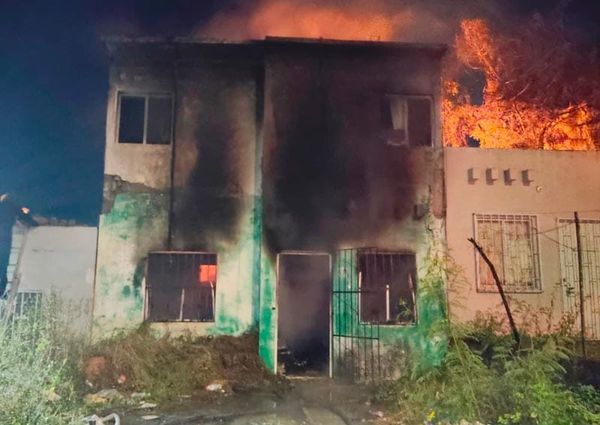 ¡TRAGEDIA EN COSTA DORADA! - SE INCENDIA CASA Y MURIO ASFIXIADO UN HOMBRE DISCAPACITADO