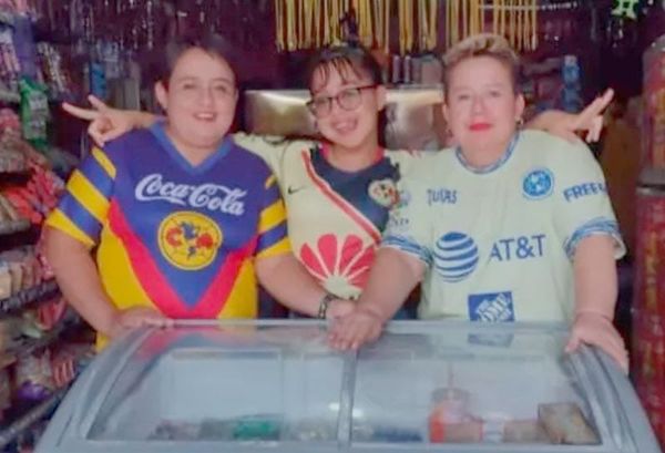 ¡MATAN A TRES MUJERES! - ABUELA, HIJA Y NIETA FUERON ACRIBILLADAS DENTRO DE UN ULTRAMARINOS