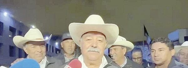 ¡EXIGEN CAMPESINOS MÁS CAMBIOS A LEY DE AGUAS... O BLOQUEARÁN!