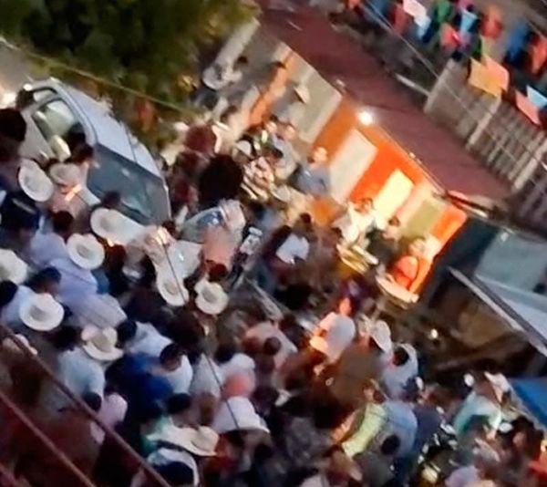 ¡CONDUCTOR EBRIO ATROPELLÓ A LOS ASISTENTES DE FIESTA GUADALUPANA EN MISANTLA!